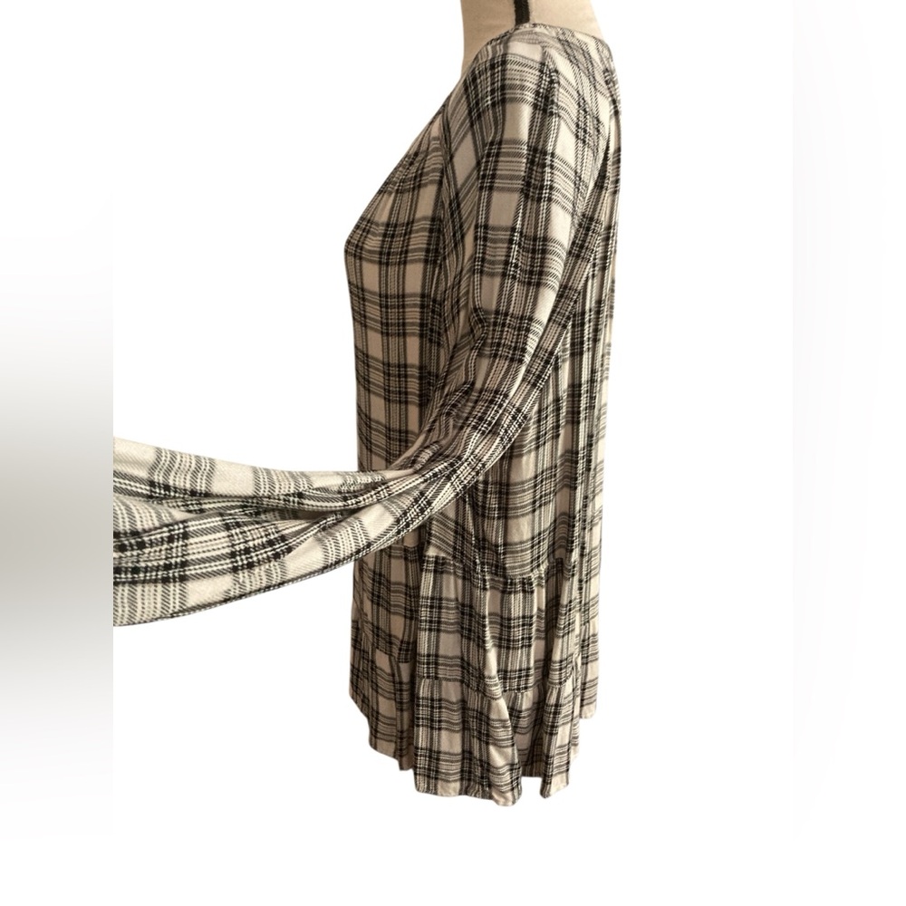 Women’s J Jill plaid tunic top size L button down long sleeve boho casual spring - Picture 3 of 8